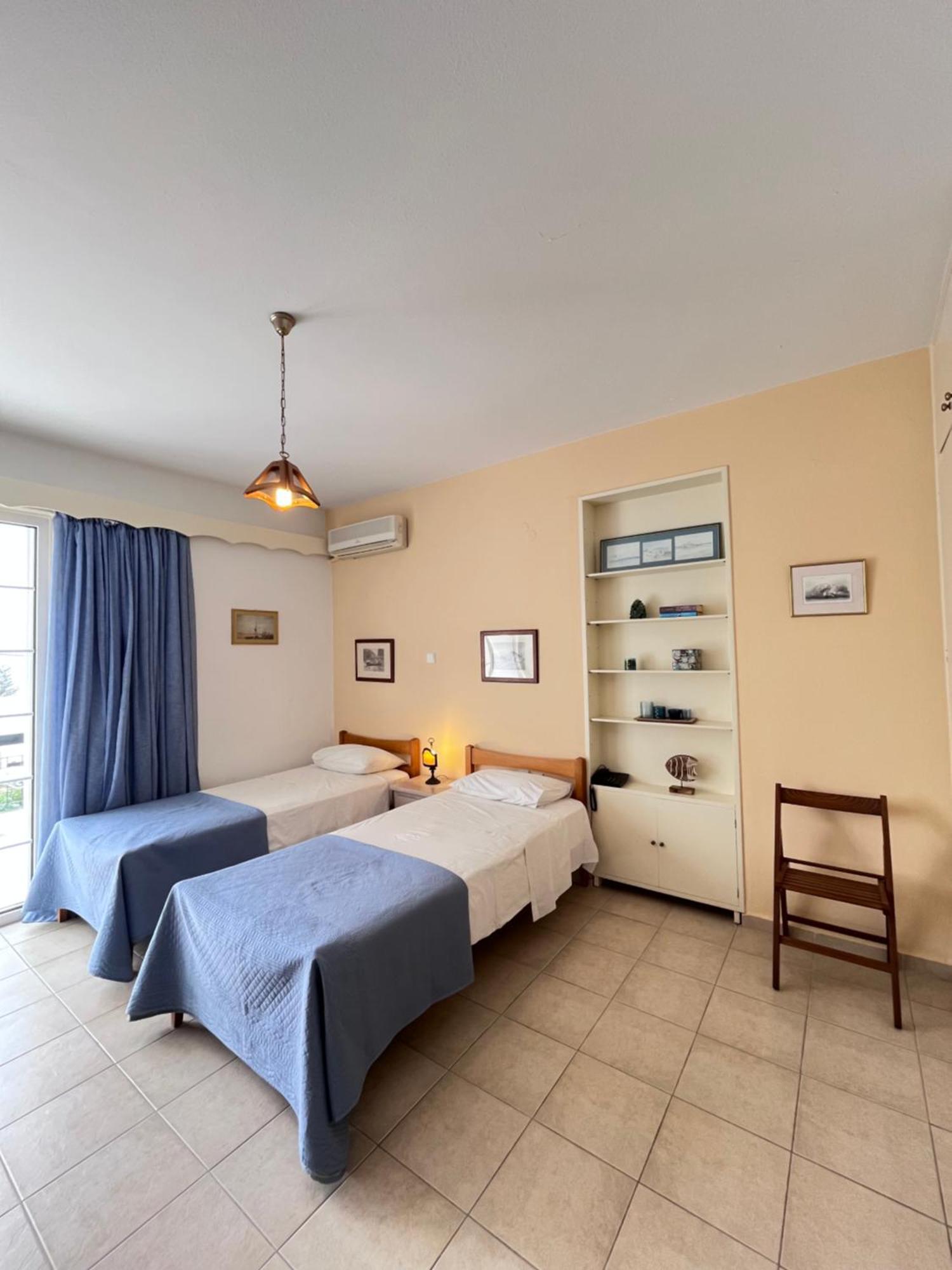 Hotel Elena Alinda  Extérieur photo